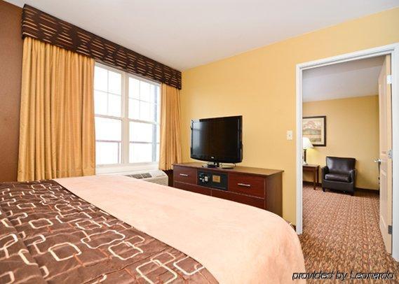 Mainstay Suites Minot Rum bild